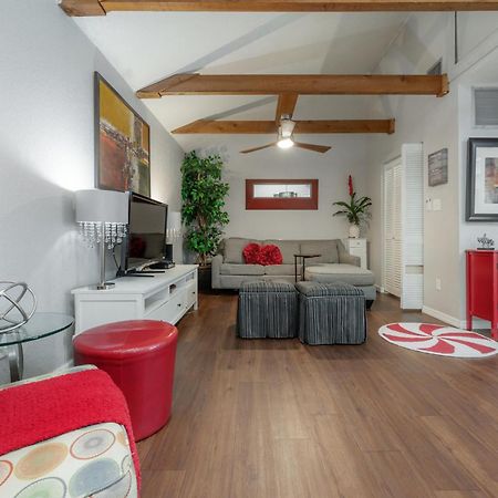 Hidden Couples Loft Retreat In Heights Foodie District Tampa Dış mekan fotoğraf