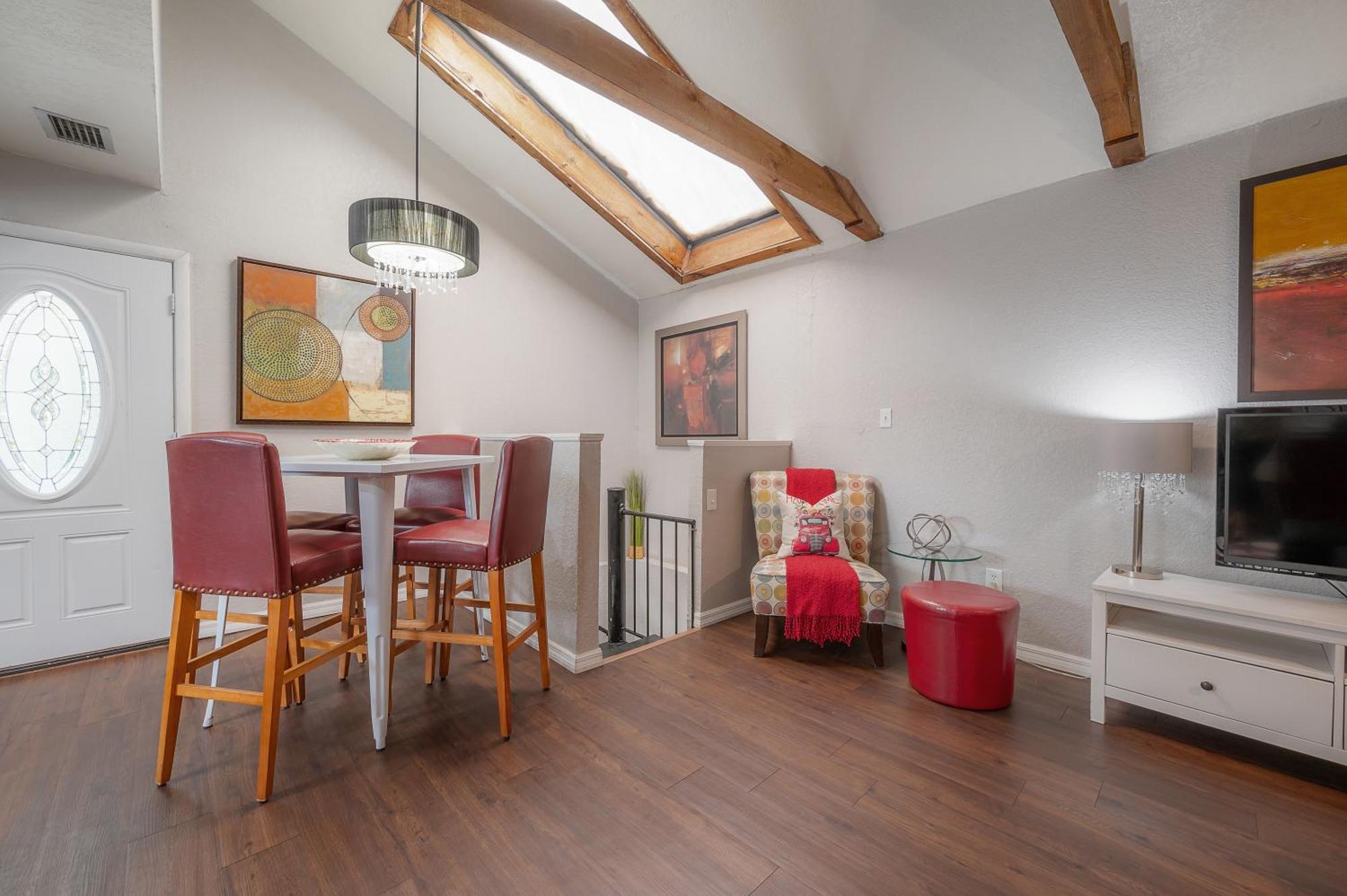Hidden Couples Loft Retreat In Heights Foodie District Tampa Dış mekan fotoğraf