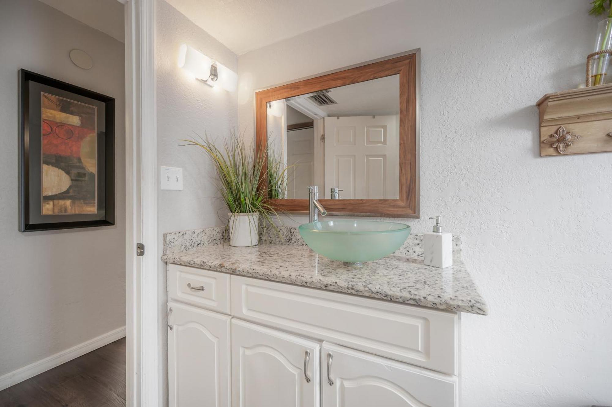 Hidden Couples Loft Retreat In Heights Foodie District Tampa Dış mekan fotoğraf