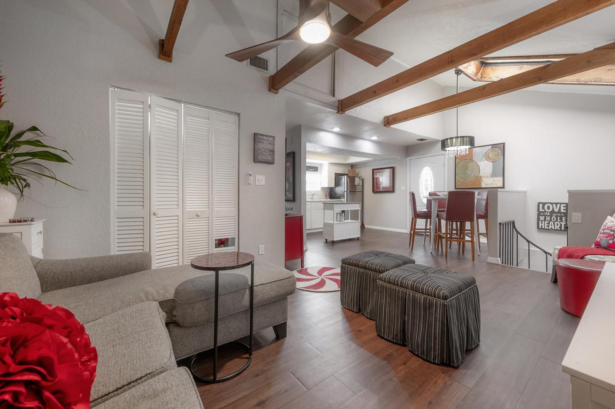 Hidden Couples Loft Retreat In Heights Foodie District Tampa Dış mekan fotoğraf